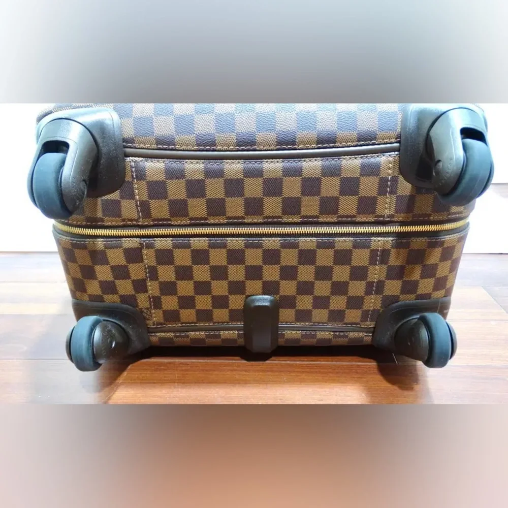 COPY - Louis Vuitton Ebene Trolley 4 Roues 70 CM Suitcase with Accessories - Picture 4 of 16